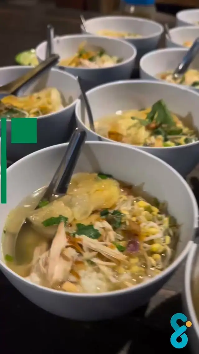 Menjelang maghrib, bukan tangan yang lebih dulu bergerak ke hidangan… tapi lisan yang basah dengan Al-Qur’an, hati yang diajak tadabbur, dan doa yang dipanjatkan bersama 🤲📖

Di bulan Sya’ban, bulan yang sering dilalaikan manusia,
santri ELead dilatih untuk menghidupkannya dengan puasa sunnah. Karena inilah bulan ketika amal diangkat kepada Allah, dan Rasulullah ﷺ sangat mencintai memperbanyak puasa di dalamnya.

Semoga kebiasaan kecil ini menjadi amal besar di sisi Allah,
menguatkan iman, dan menyiapkan jiwa menyambut Ramadhan 🌙

📌 Sya’ban bukan sekadar pengantar Ramadhan, tapi ladang pahala bagi mereka yang sadar.